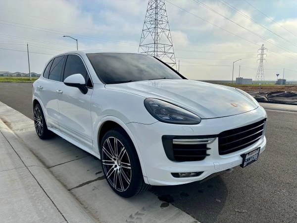 2016 Porsche 958 Cayenne - Image 9 of 21