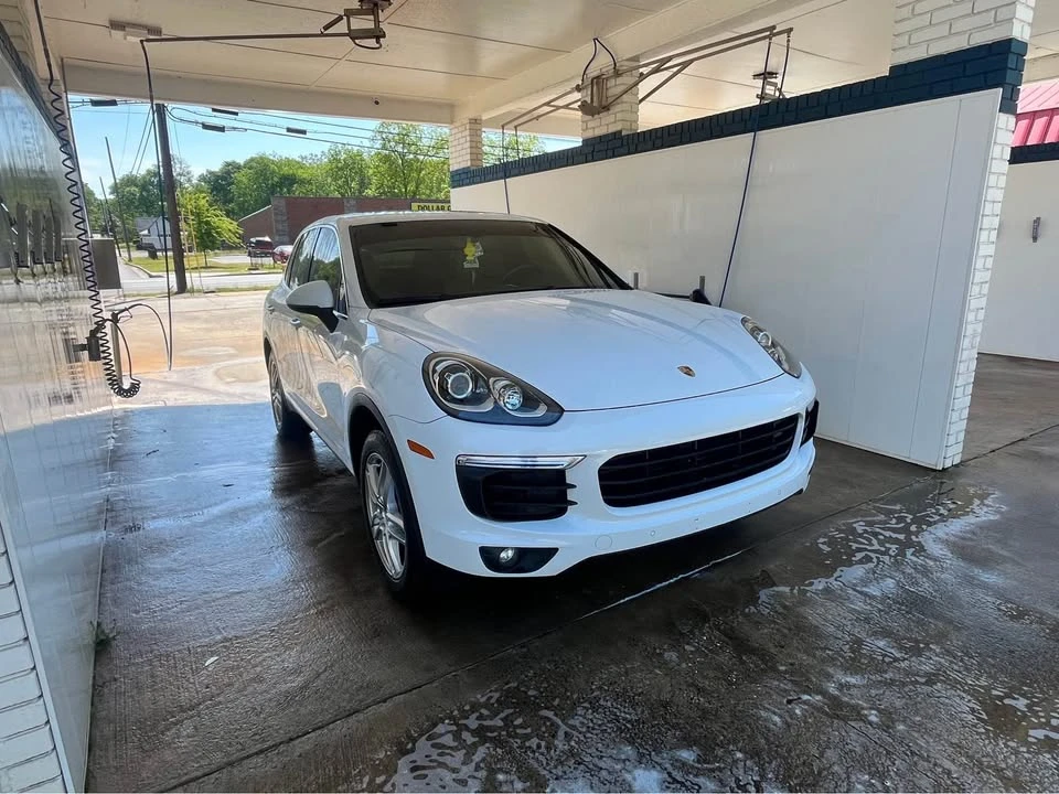 2016 Porsche 958 Cayenne - Image 10 of 10