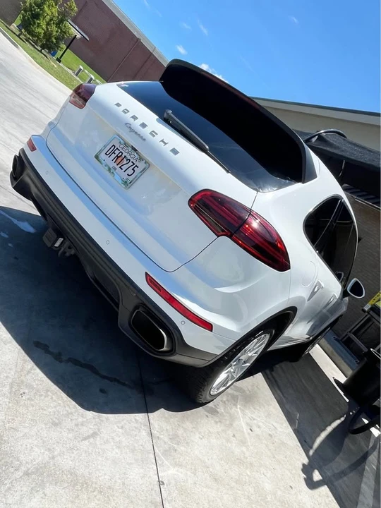 2016 Porsche 958 Cayenne - Image 4 of 10