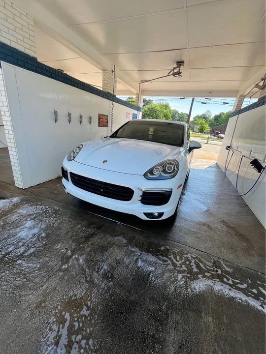 2016 Porsche 958 Cayenne - Image 9 of 10