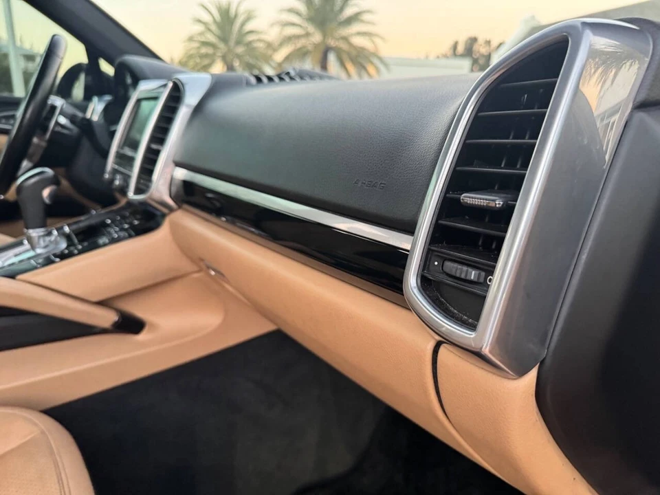 2016 Porsche 958 Cayenne - Image 19 of 21