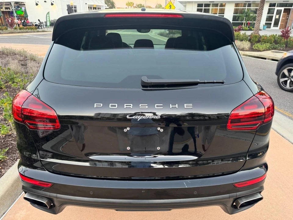 2016 Porsche 958 Cayenne - Image 7 of 21