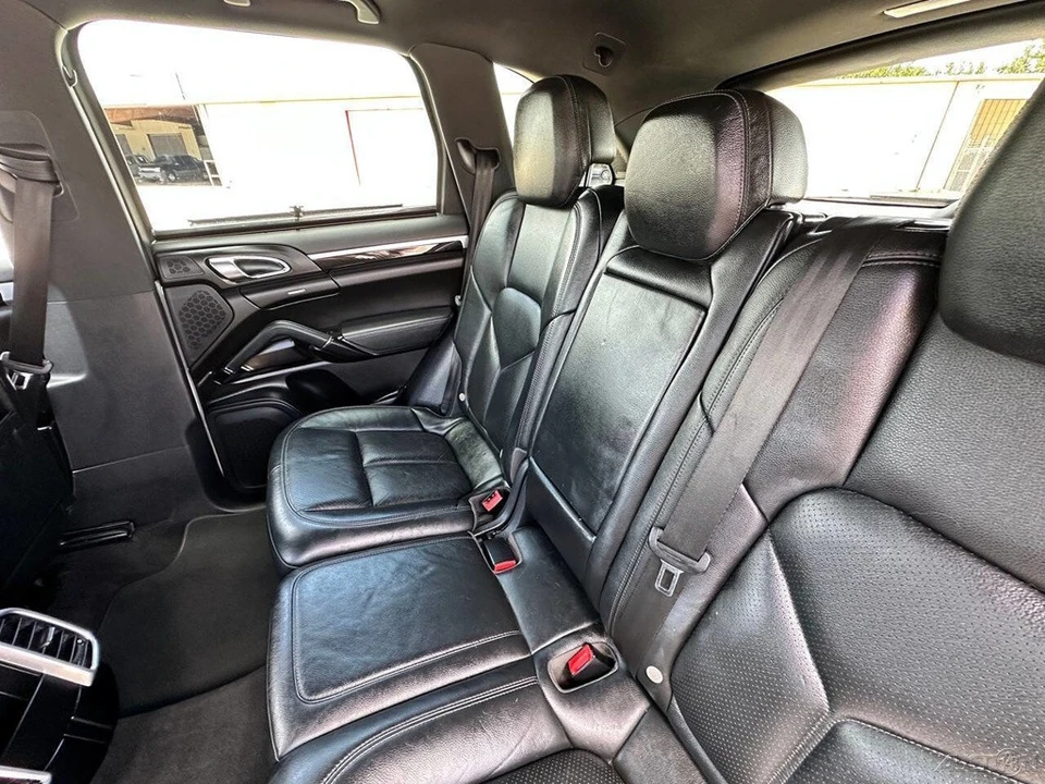 2016 Porsche 958 Cayenne - Image 22 of 24