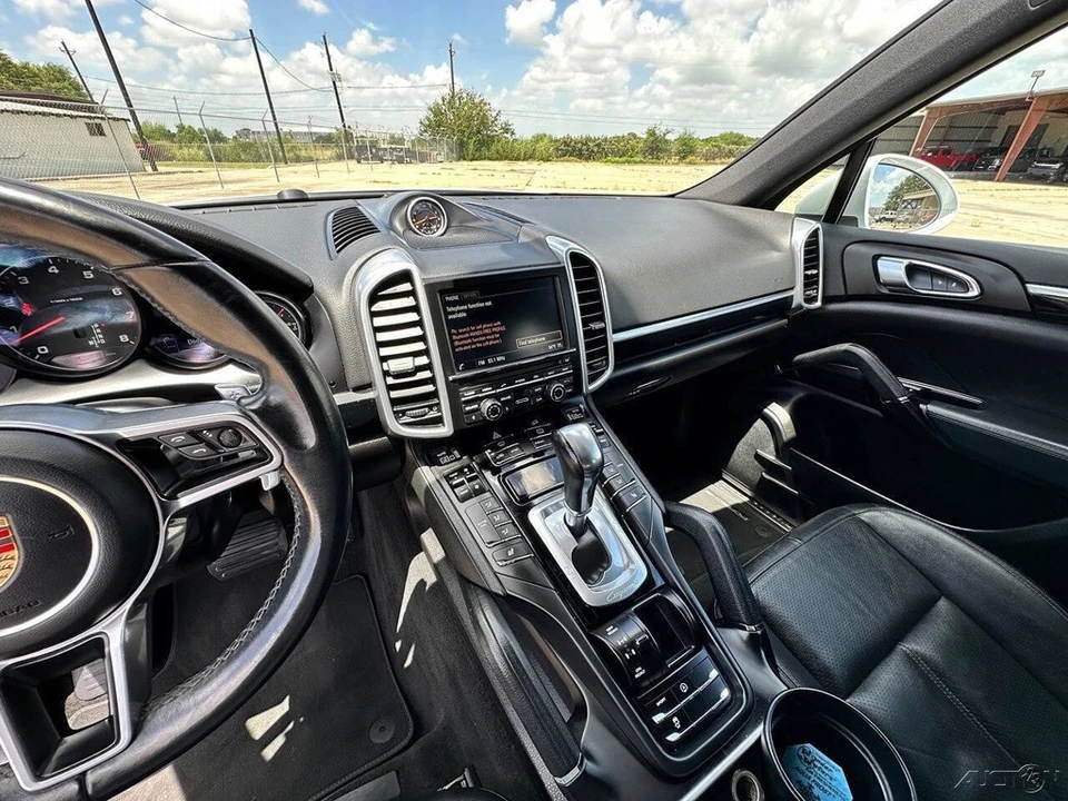 2016 Porsche 958 Cayenne - Image 21 of 24