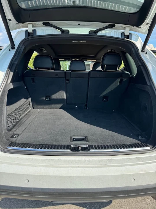 2016 Porsche 958 Cayenne - Image 10 of 19