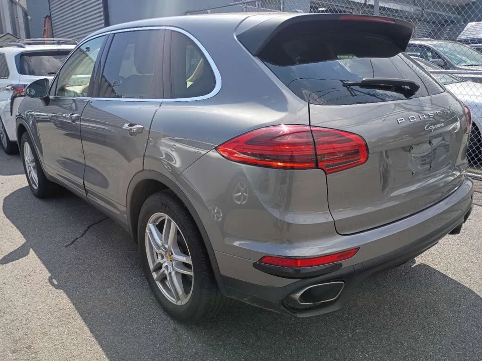 2016 Porsche 958 Cayenne - Image 5 of 20