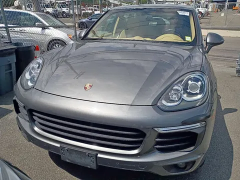 2016 Porsche Cayenne Base