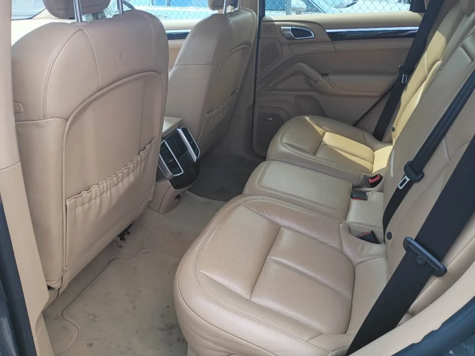 2016 Porsche 958 Cayenne - Image 12 of 20