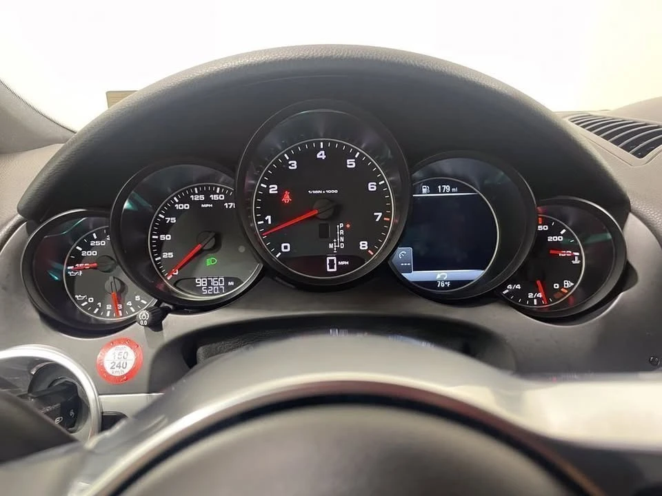 2016 Porsche 958 Cayenne - Image 14 of 20
