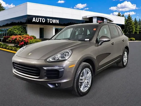 2016 Porsche Cayenne Base