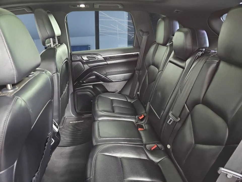 2016 Porsche 958 Cayenne - Image 10 of 20