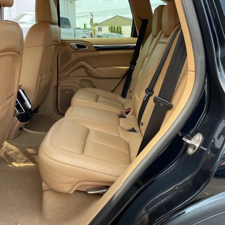 2016 Porsche 958 Cayenne - Image 14 of 20