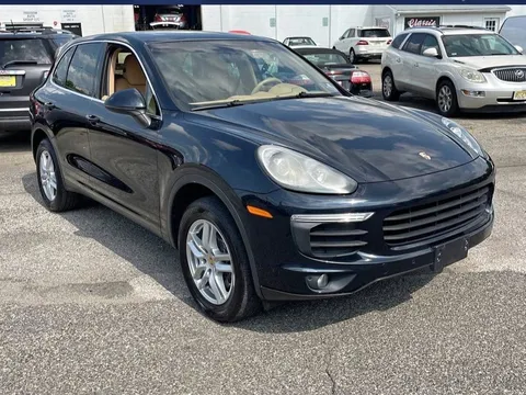 2016 Porsche Cayenne Base