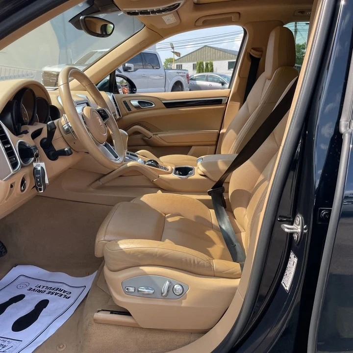 2016 Porsche 958 Cayenne - Image 12 of 20