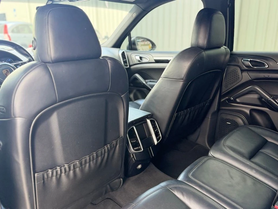 2016 Porsche 958 Cayenne - Image 22 of 31