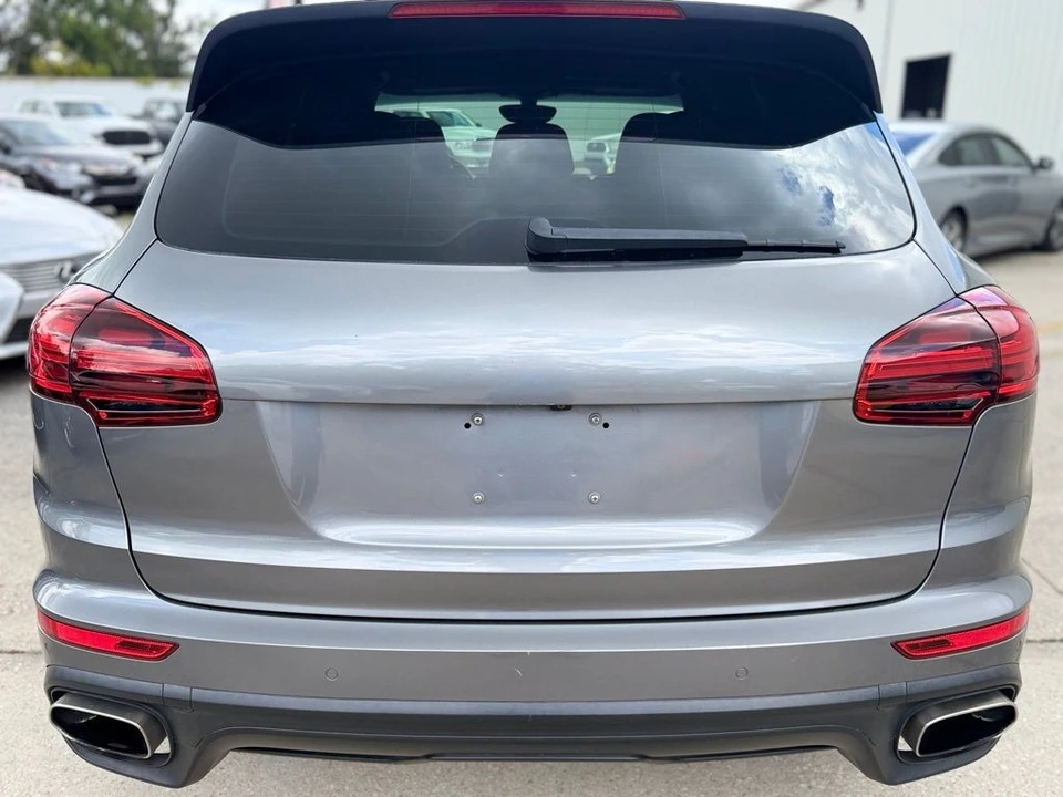 2016 Porsche 958 Cayenne - Image 4 of 31