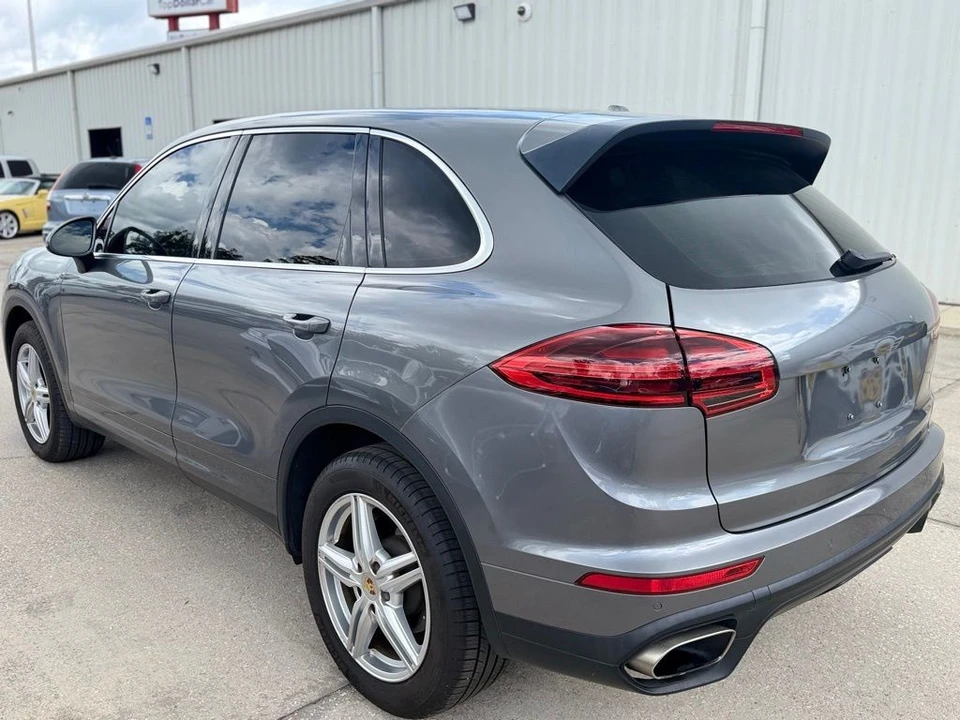 2016 Porsche 958 Cayenne - Image 3 of 31