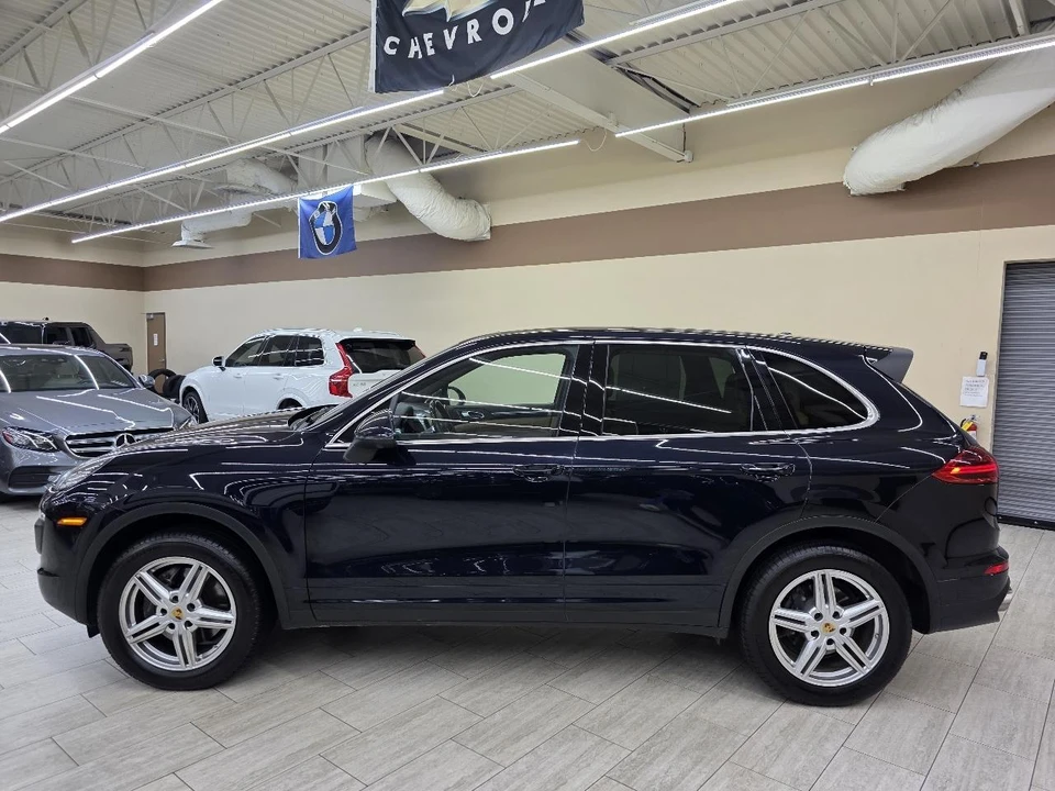 2016 Porsche 958 Cayenne - Image 10 of 31