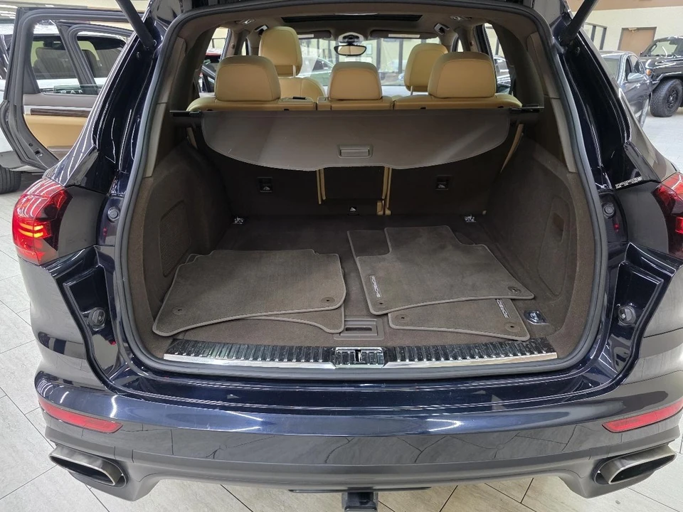 2016 Porsche 958 Cayenne - Image 14 of 31