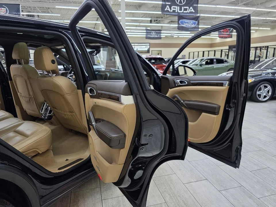 2016 Porsche 958 Cayenne - Image 17 of 31