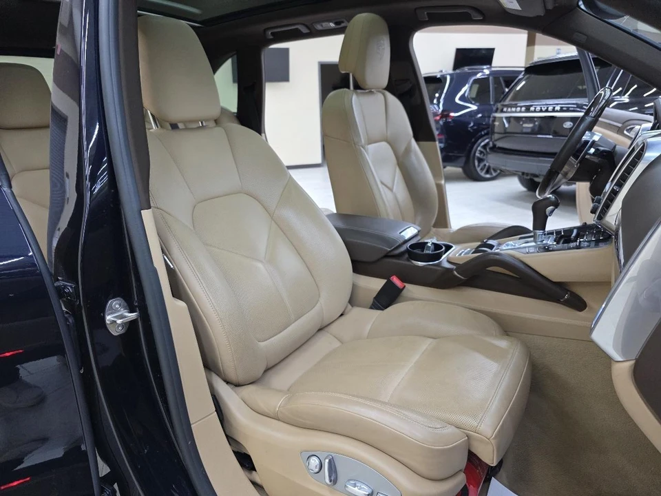 2016 Porsche 958 Cayenne - Image 22 of 31