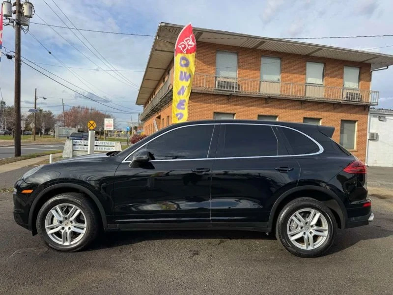 2016 Porsche 958 Cayenne - Image 11 of 12