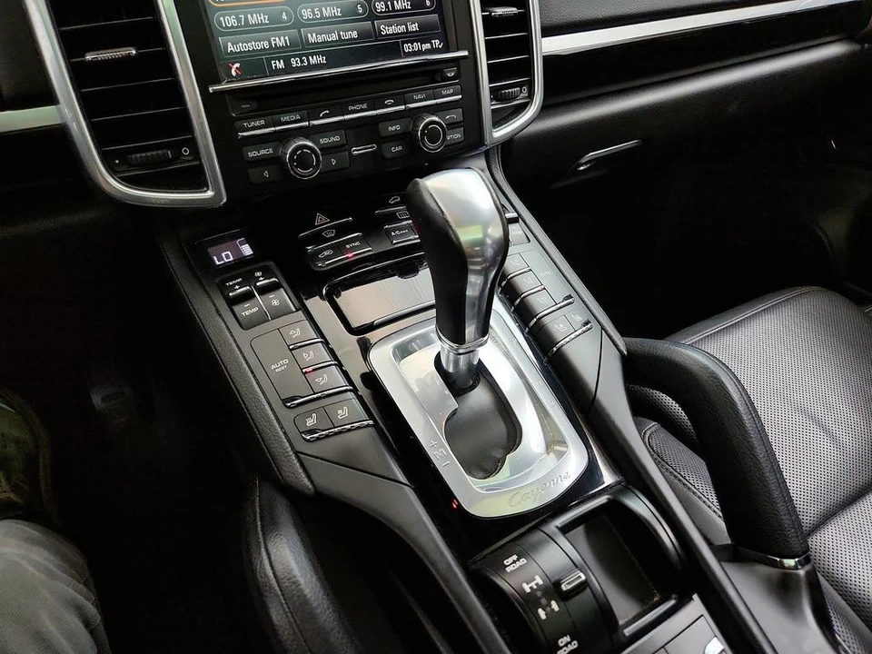 2016 Porsche 958 Cayenne - Image 15 of 31