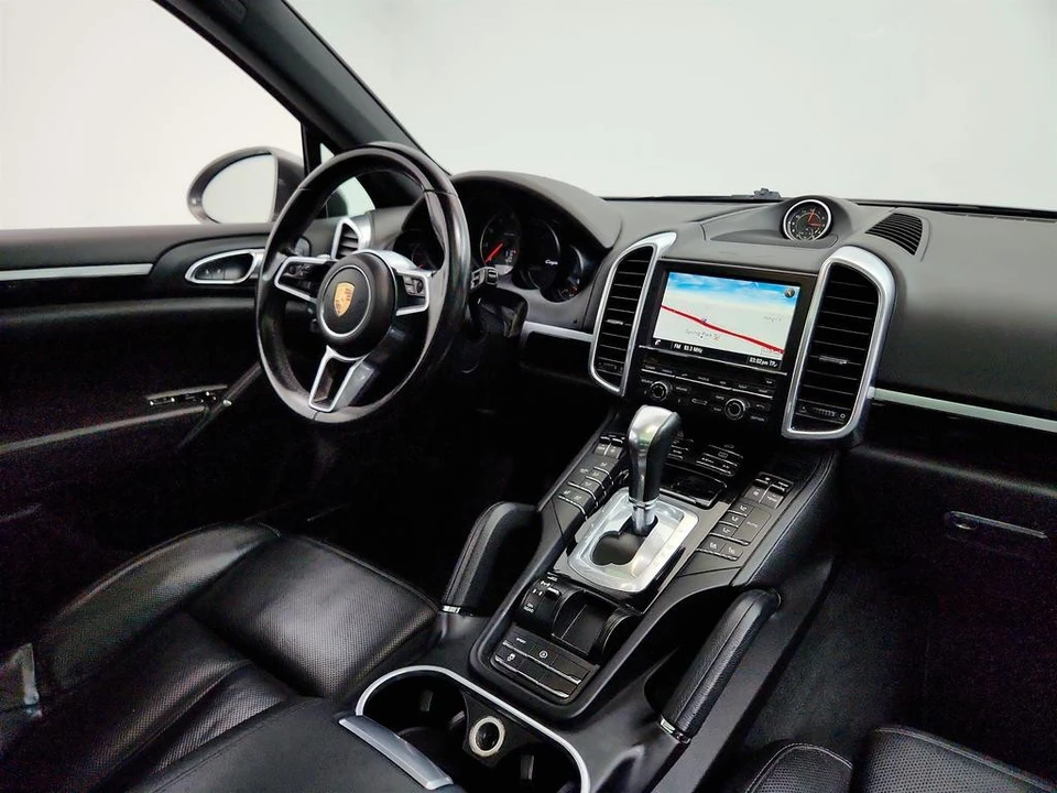 2016 Porsche 958 Cayenne - Image 23 of 31