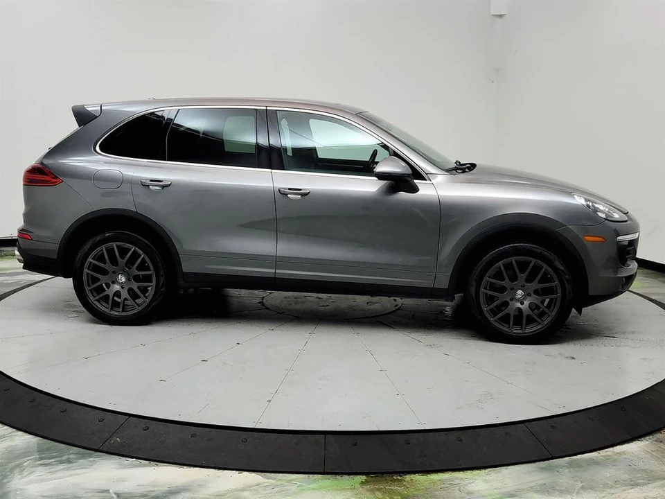 2016 Porsche 958 Cayenne - Image 4 of 31