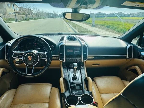 2016 Porsche 958 Cayenne - Image 9 of 15