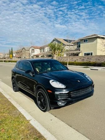 2016 Porsche 958 Cayenne - Image 2 of 15