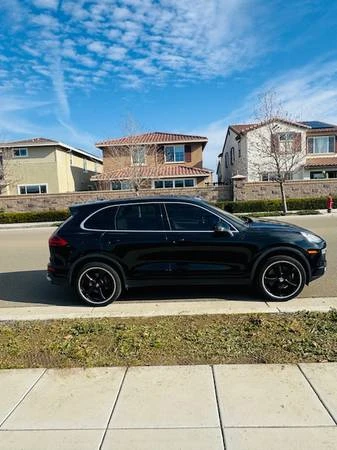 2016 Porsche 958 Cayenne - Image 4 of 15