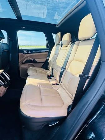 2016 Porsche 958 Cayenne - Image 10 of 15