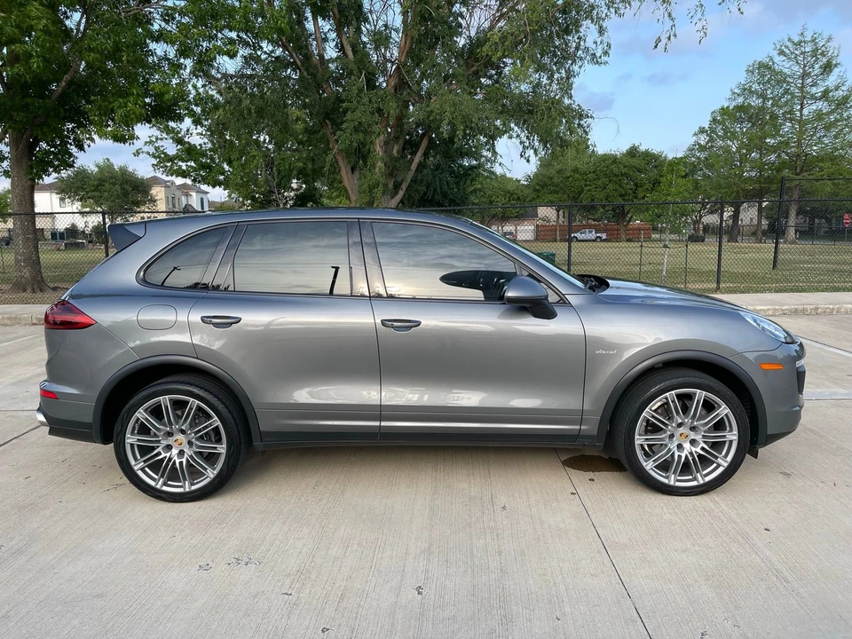 2016 Porsche 958 Cayenne Diesel - Image 8 of 26