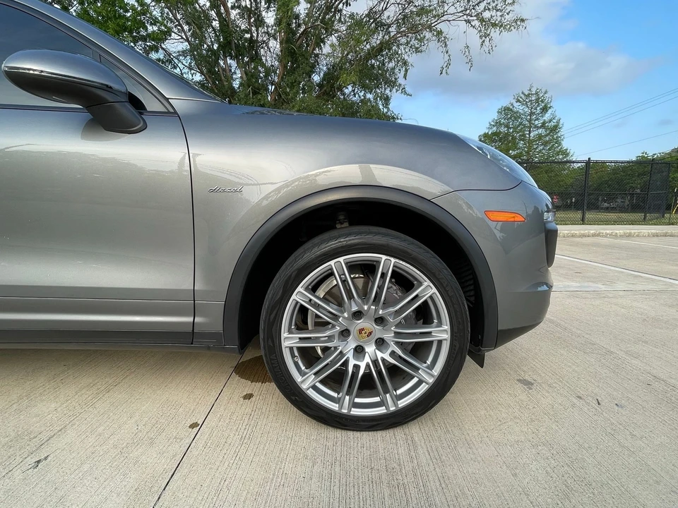 2016 Porsche 958 Cayenne Diesel - Image 21 of 26