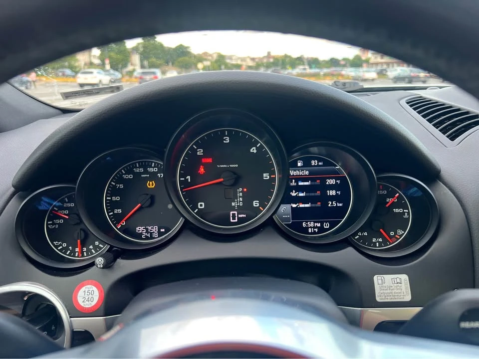 2016 Porsche 958 Cayenne Diesel - Image 6 of 10