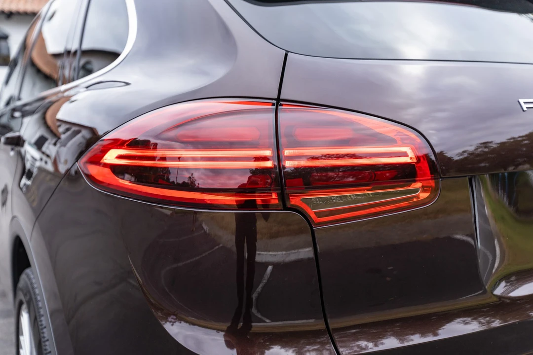 2016 Porsche 958 Cayenne Diesel - Image 15 of 31