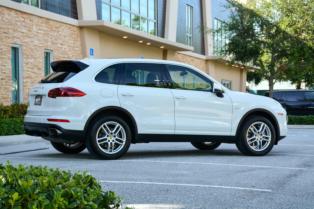 2016 Porsche 958 Cayenne Diesel - Image 12 of 31