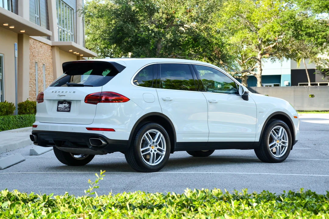 2016 Porsche 958 Cayenne Diesel - Image 11 of 31