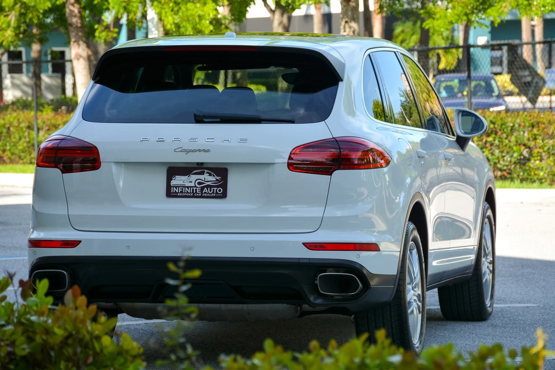 2016 Porsche 958 Cayenne Diesel - Image 8 of 31