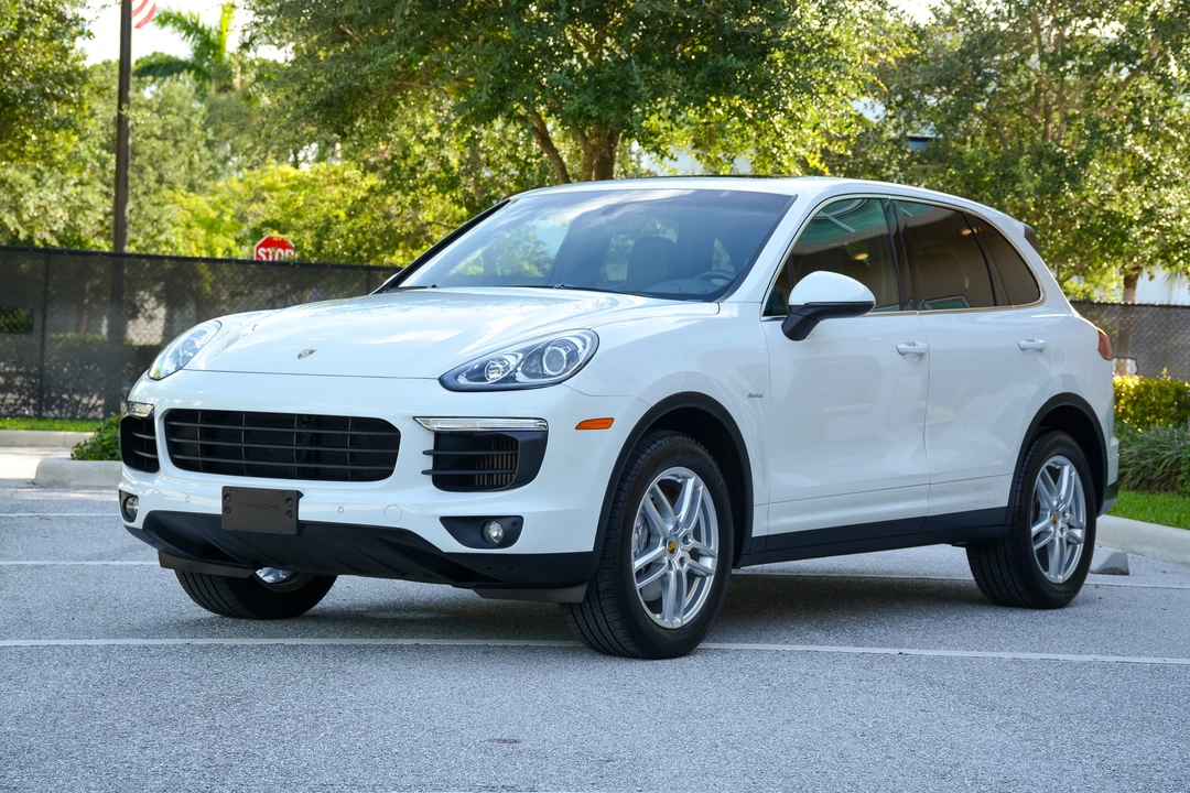 2016 Porsche 958 Cayenne Diesel - Image 3 of 31