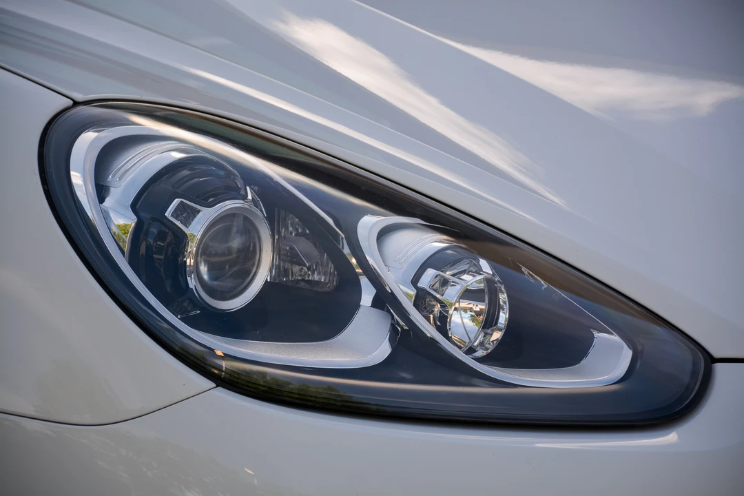 2016 Porsche 958 Cayenne Diesel - Image 24 of 31