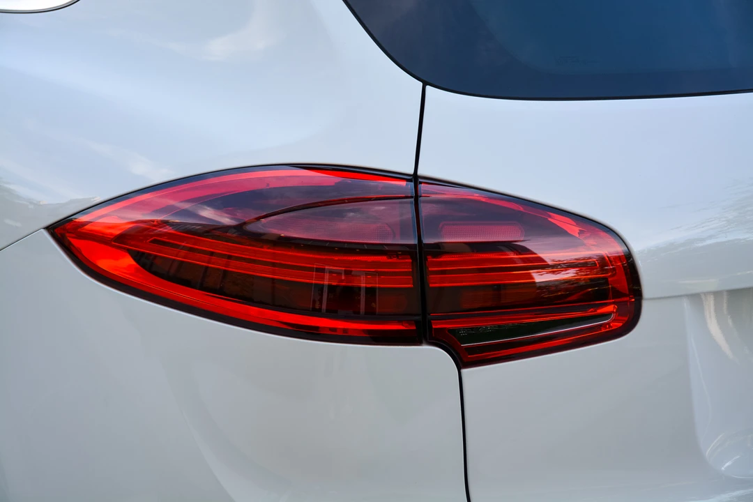 2016 Porsche 958 Cayenne Diesel - Image 31 of 31