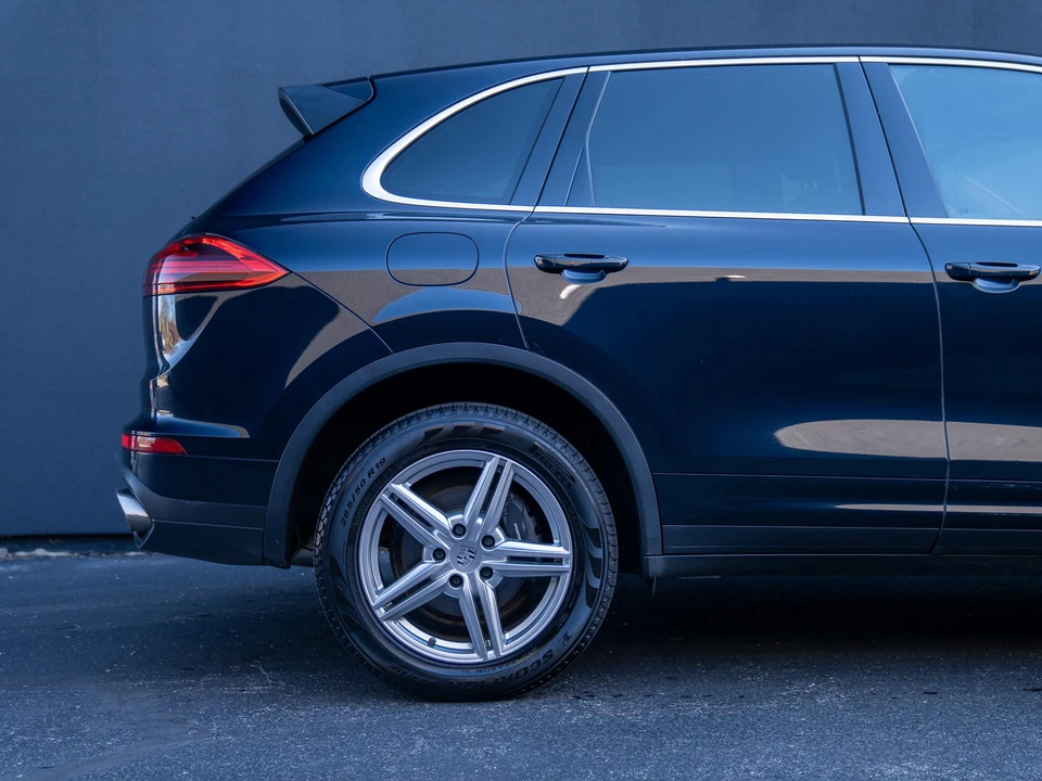 2016 Porsche 958 Cayenne Diesel - Image 24 of 31