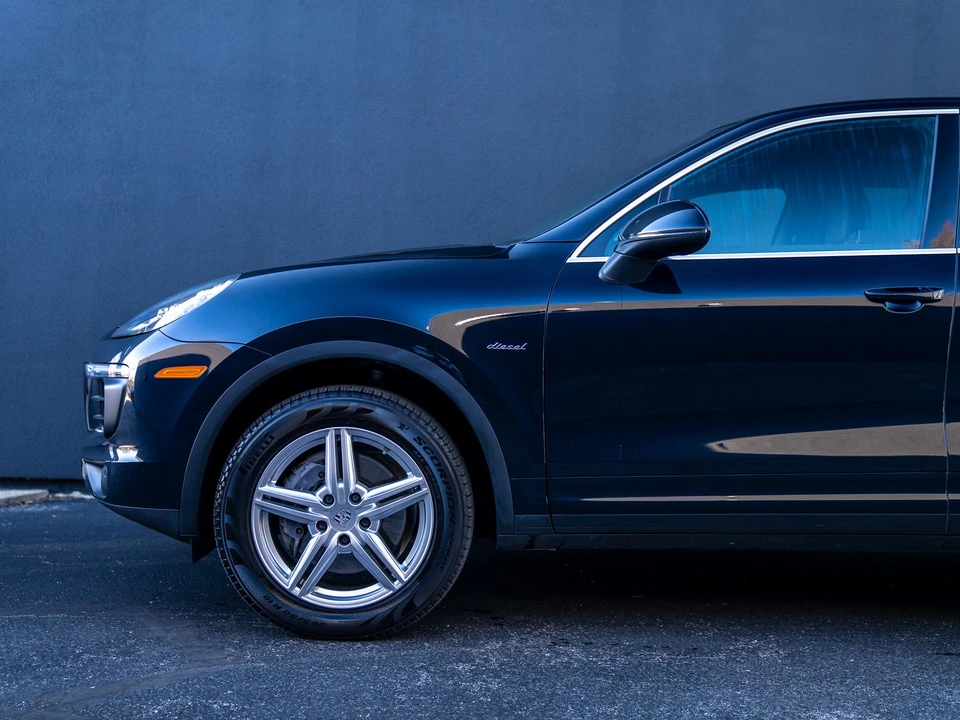 2016 Porsche 958 Cayenne Diesel - Image 15 of 31