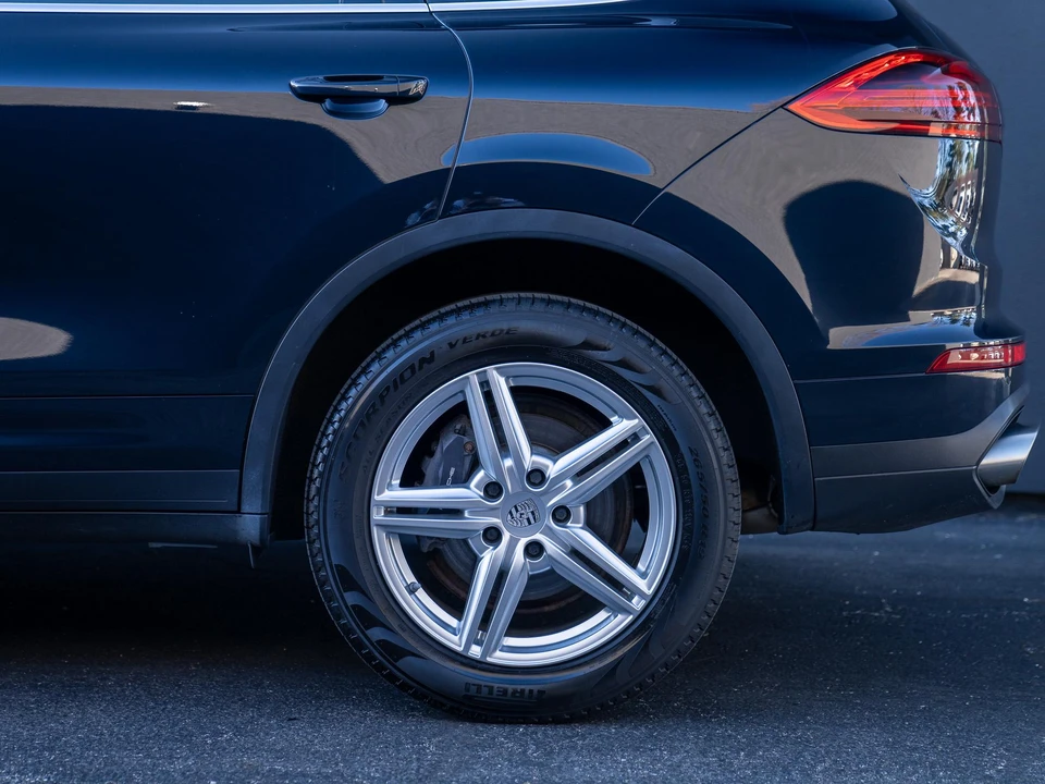 2016 Porsche 958 Cayenne Diesel - Image 19 of 31