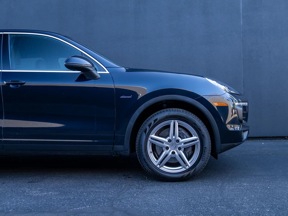 2016 Porsche 958 Cayenne Diesel - Image 26 of 31
