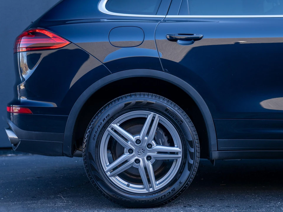 2016 Porsche 958 Cayenne Diesel - Image 23 of 31