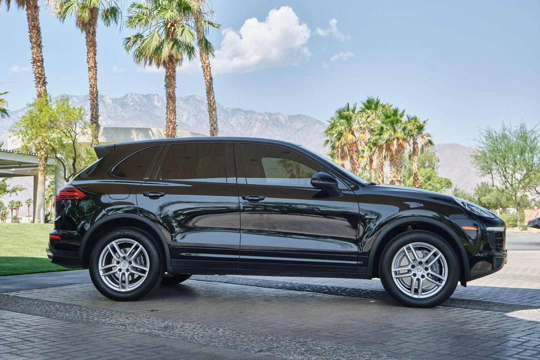 2016 Porsche 958 Cayenne Diesel - Image 18 of 31