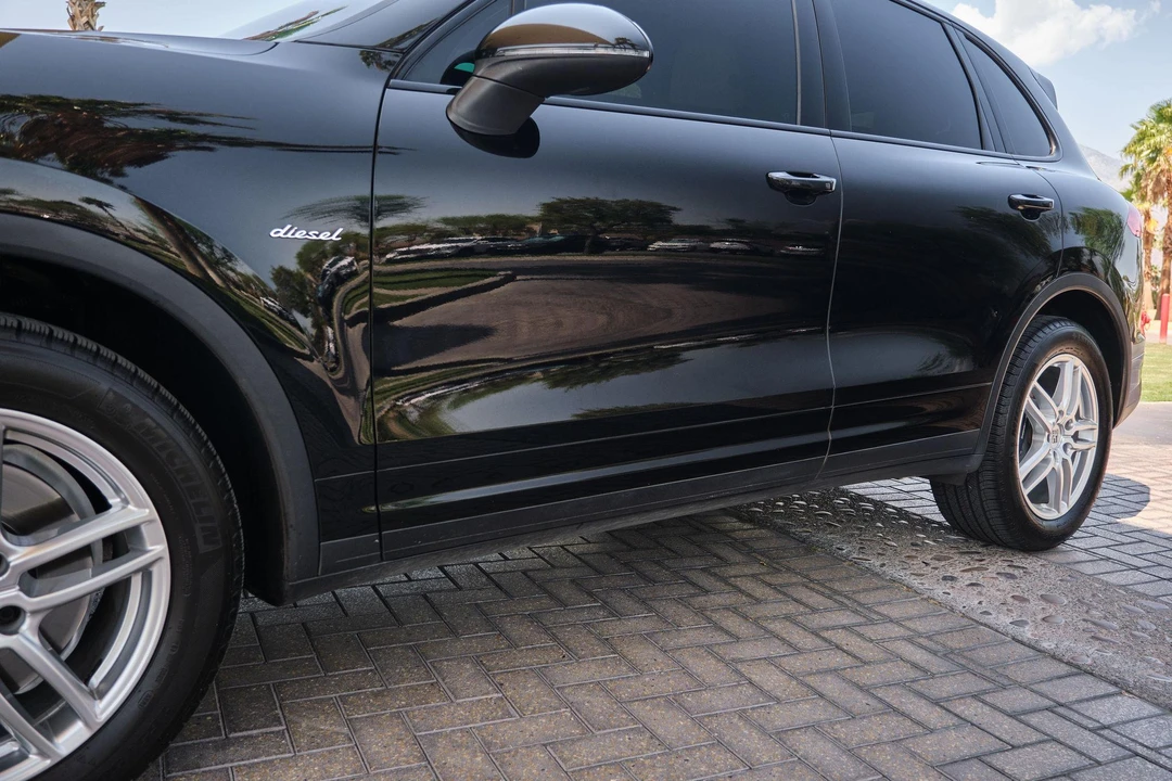2016 Porsche 958 Cayenne Diesel - Image 28 of 31